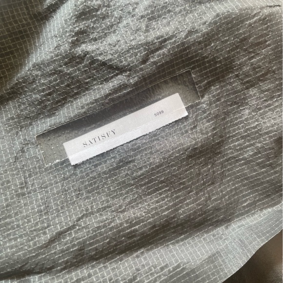 Satisfy Running NWOT Techsilk 8” Shorts - Picture 2 of 8